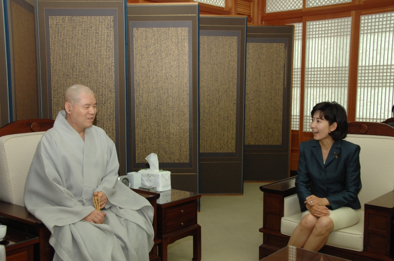 2010.06.21_나경원 의원 예방 (10)